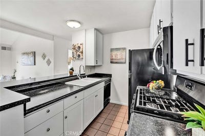 /international/us/15237-santa-gertrudes-avenue-la-mirada-ca-110108636515/