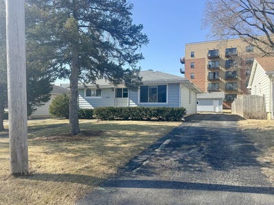 /international/us/278-rouse-avenue-mundelein-il-110098400920/