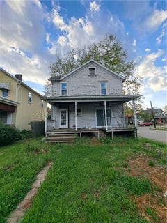 /international/us/1828-4th-ave-beaver-falls-pa-110107684525/