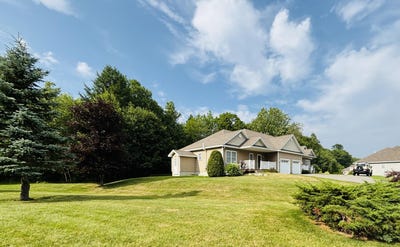 /international/us/60-highland-ridge-drive-hampden-me-110101217677/