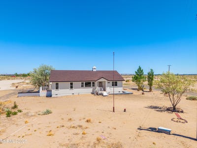 /international/us/1260-badger-street-silver-springs-nv-110099703158/