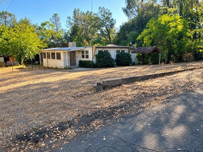 /international/us/17785-irish-road-redding-ca-110120418749/