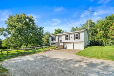 /international/us/3716-e-2653rd-road-sheridan-il-110110207685/
