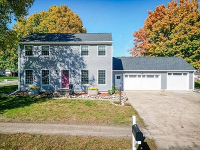 /international/us/1518-hickory-heights-drive-waverly-ia-110120527332/