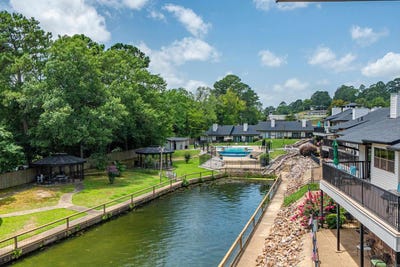 /international/us/5371-central-avenue-hot-springs-ar-110109183247/
