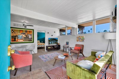 /international/us/1111-e-palm-canyon-drive-palm-springs-ca-110105639907/