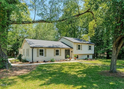 /international/us/2804-edgewood-avenue-burlington-nc-110101856151/