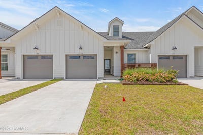 /international/us/109-maplebrook-way-youngsville-la-110120747671/