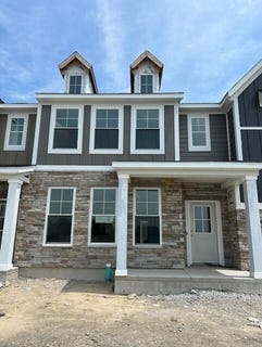 /international/us/1603-parkside-lane-dyer-in-110119392429/