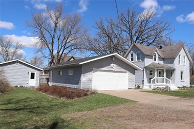 /international/us/13206-8th-street-osseo-wi-110107484295/