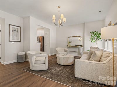 /international/us/749-atherton-way-rock-hill-sc-110107747467/