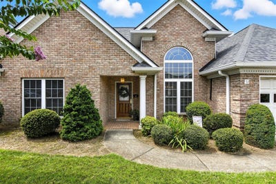 /international/us/3131-9th-street-drive-ne-unit-53-hickory-nc-110101421595/