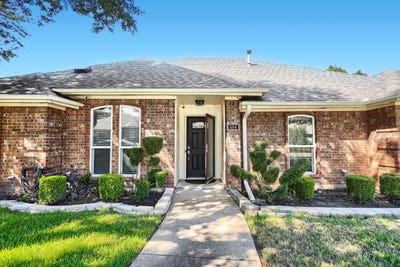 /international/us/504-wisterglen-drive-desoto-tx-110120456182/