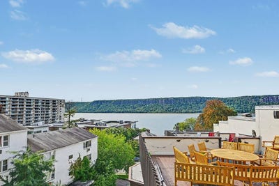 /international/us/1200-warburton-avenue-yonkers-ny-110120094532/