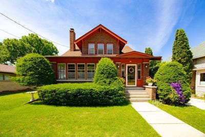 /international/us/710-s-main-street-janesville-wi-110108984524/