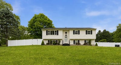 /international/us/11-chandler-drive-chester-ny-110109260907/