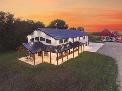 /international/us/3204-290th-street-ridgeway-ia-110120536552/