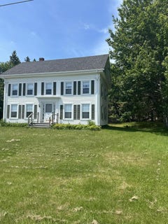 /international/us/337-w-side-road-addison-me-110102140267/