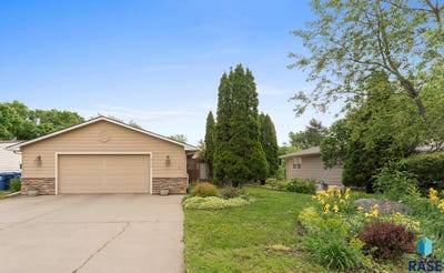 /international/us/2704-s-western-ave-sioux-falls-sd-110099794741/