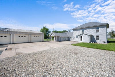 /international/us/6025-summit-street-maybee-mi-110108123604/