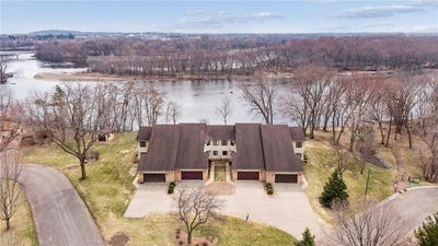 /international/us/86-morton-avenue-nw-elk-river-mn-110107395132/