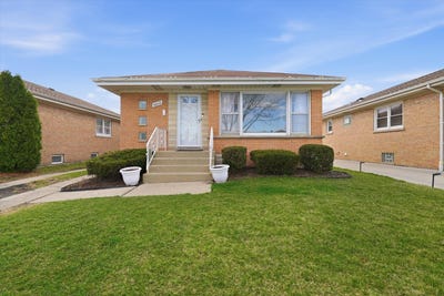 /international/us/4312-n-nottingham-avenue-norridge-il-110108887976/
