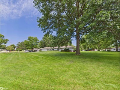 /international/us/506-bryan-road-ottumwa-ia-110101221868/?lang=id