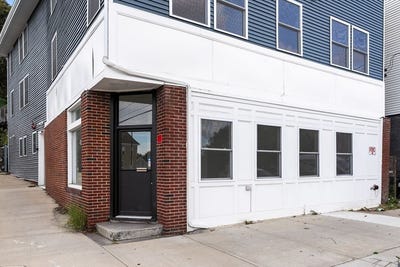 /international/us/1-glenwood-st-malden-ma-110106725829/
