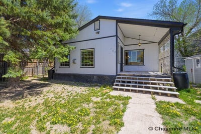 /international/us/107-n-lincoln-ave-glendo-wy-110107536507/