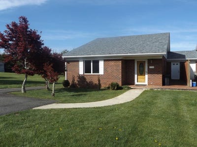 /international/us/1114-childress-st-hillsville-va-110107307954/
