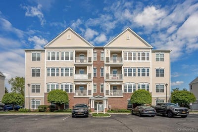 /international/us/1927-finch-lane-central-islip-ny-110108125465/