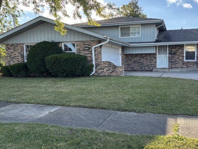 /international/us/308-s-walnut-street-glenwood-il-110102790781/