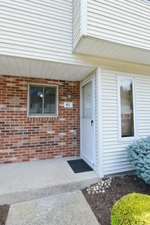 /international/us/410-emmett-street-bristol-ct-110101190286/?lang=en