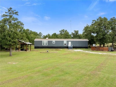 /international/us/319-berry-creek-drive-caldwell-tx-110108024080/