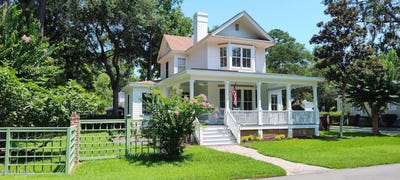 /international/us/137-collin-campbell-beaufort-sc-110093278134/