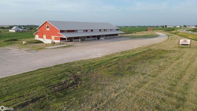 /international/us/17192-highway-2-bloomfield-ia-110109145029/
