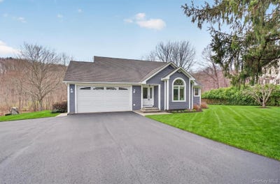 /international/us/194-vineyard-avenue-highland-ny-110107377112/