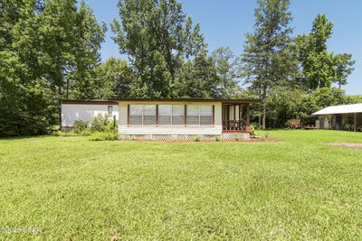 /international/us/129-patrick-street-wewahitchka-fl-110119432435/