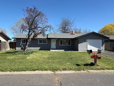 /international/us/4839-darwin-place-klamath-falls-or-110107030933/