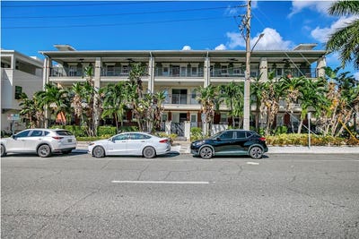 /international/us/201-6th-street-s-st-petersburg-fl-110094726972/