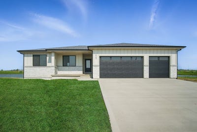 /international/us/963-sw-cattail-road-grimes-ia-110099697506/