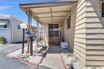 /international/us/18801-hawthorne-boulevard-torrance-ca-110107550600/