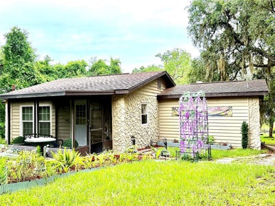 /international/us/208-ashley-street-hawthorne-fl-110108413689/