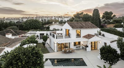 /international/es/-name-malaga-codeiso-ma-san-pedro-de-alcantara-linda-vista-baja-spain-costa-01409p-spain-castile-and-leon-210109677040/