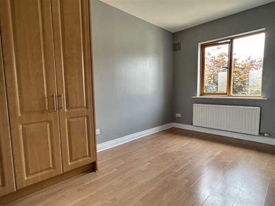 /international/ie/30-whitethorn-walk-lusk-village-lusk-dublin-210109681706/