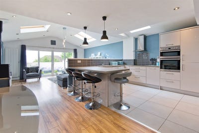 /international/ie/65-wingfield-dublin-18-dublin-210109671809/