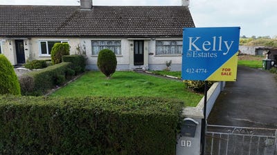 /international/ie/17-ballynakelly-cottages-ballynakelly-newcastle-galway-210110265876/