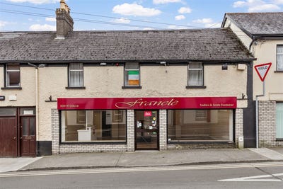 /international/ie/former-shoe-shop-kilree-street-bagenalstown-carlow-210109671836/