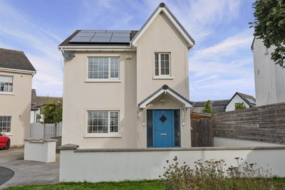 /international/ie/7-blackthorn-place-kettles-lane-swords-dublin-210110330364/