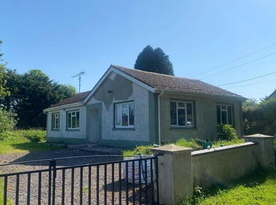 /international/ie/gravelstown-kells-kilkenny-210109671861/